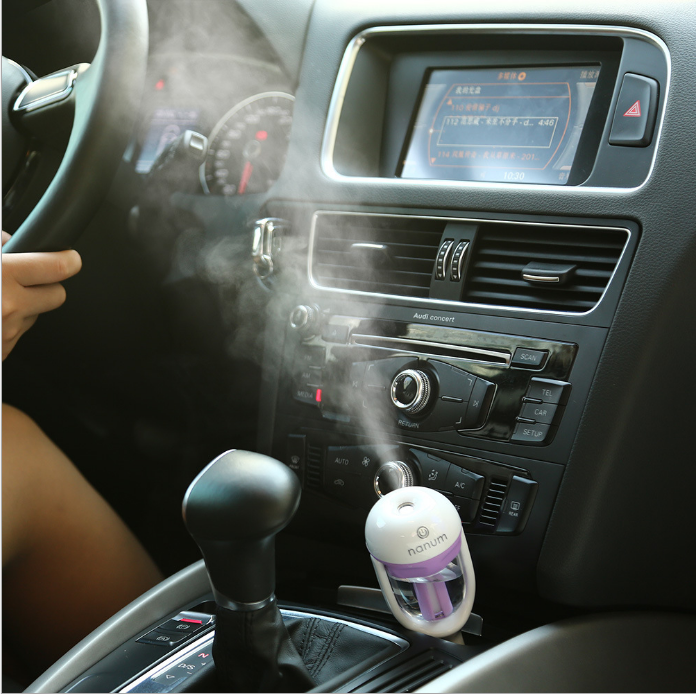 Car Air Purifier Humidifier / Essential Oil Diffuser